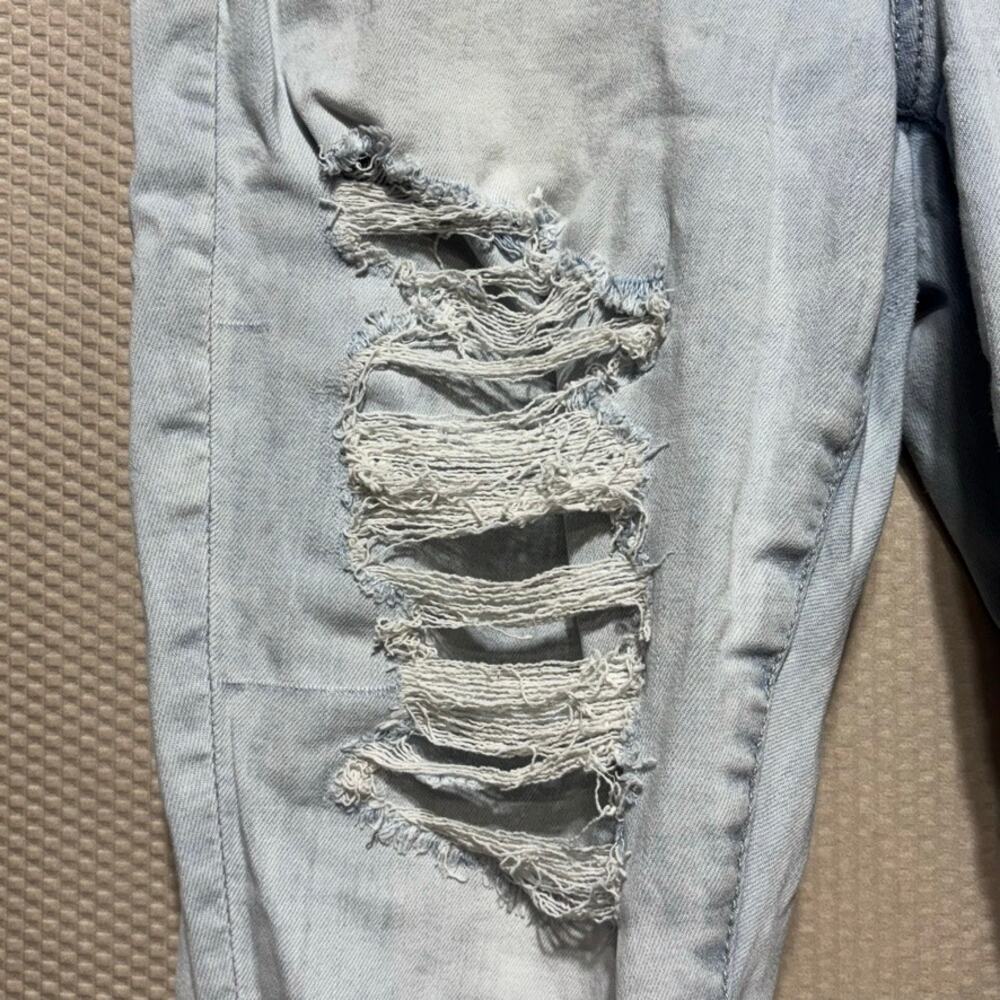 American Eagle Outfitters Heavy Distressed Ripped Light Wash Jeans 14 X-Short - Picture 4 of 11